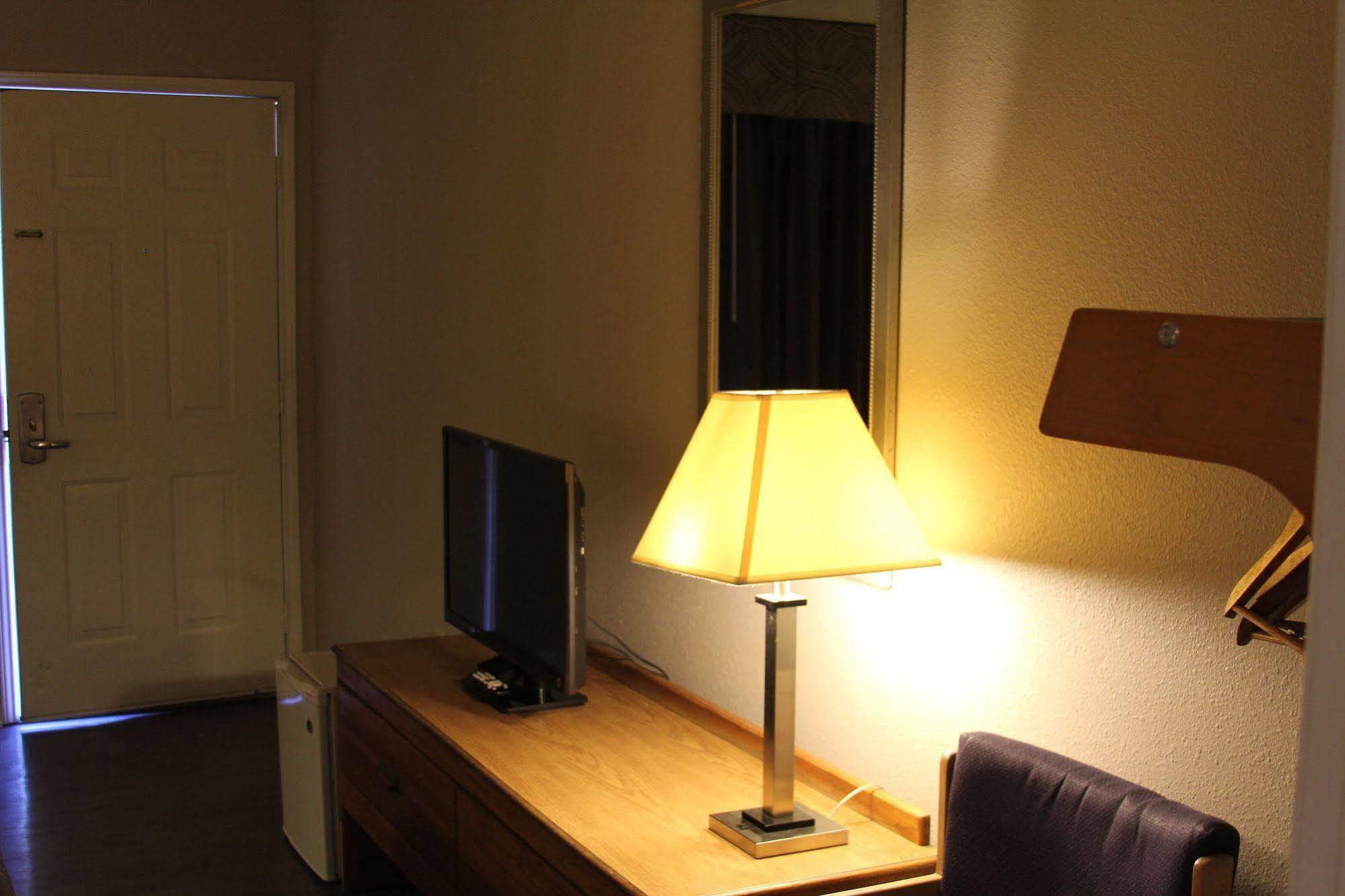 Red Roof Inn Columbia, Tn מראה חיצוני תמונה